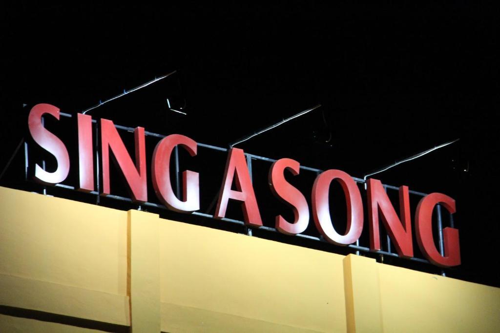 Hotel Sing A Song Pematangsiantar Eksteriør billede